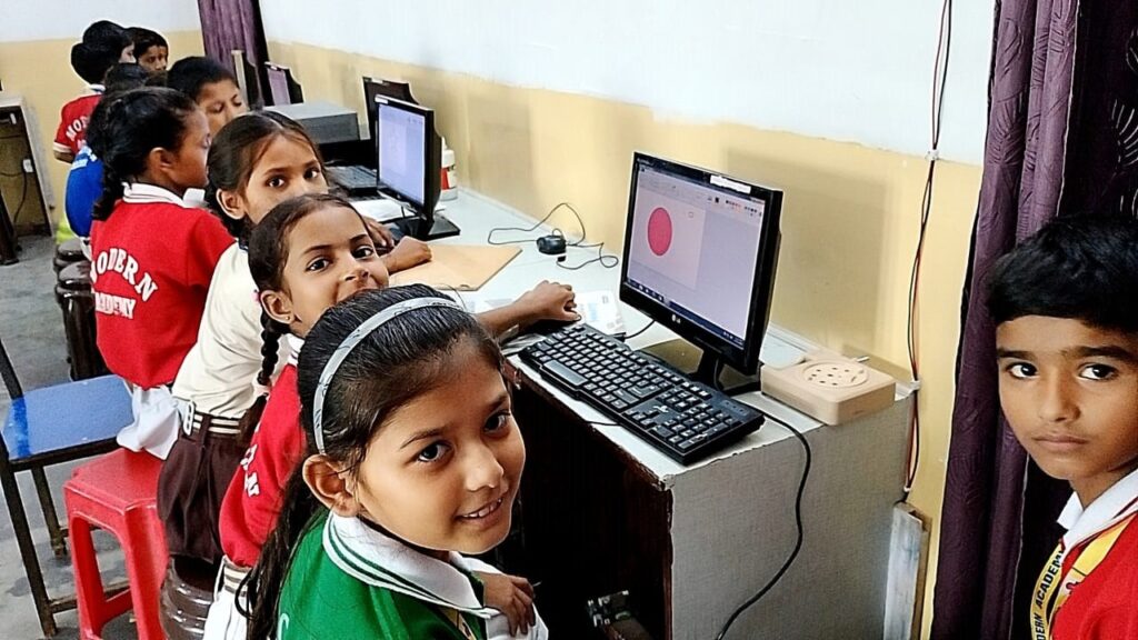Computer Lab – Modern Academy